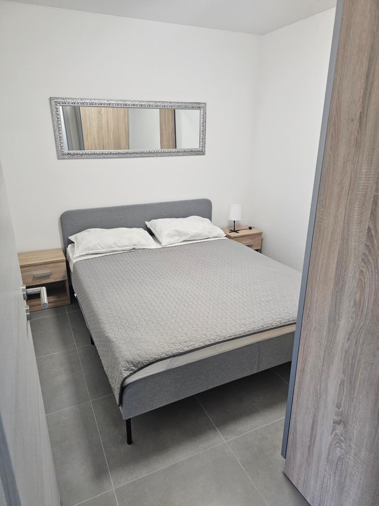 Apartma Bertoki Koper Exterior photo